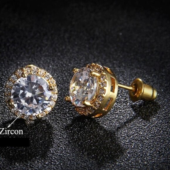 🍁 Round Gold Plated Classic Stud Earrings for Women, UNVN12441 - Picture 1 of 4